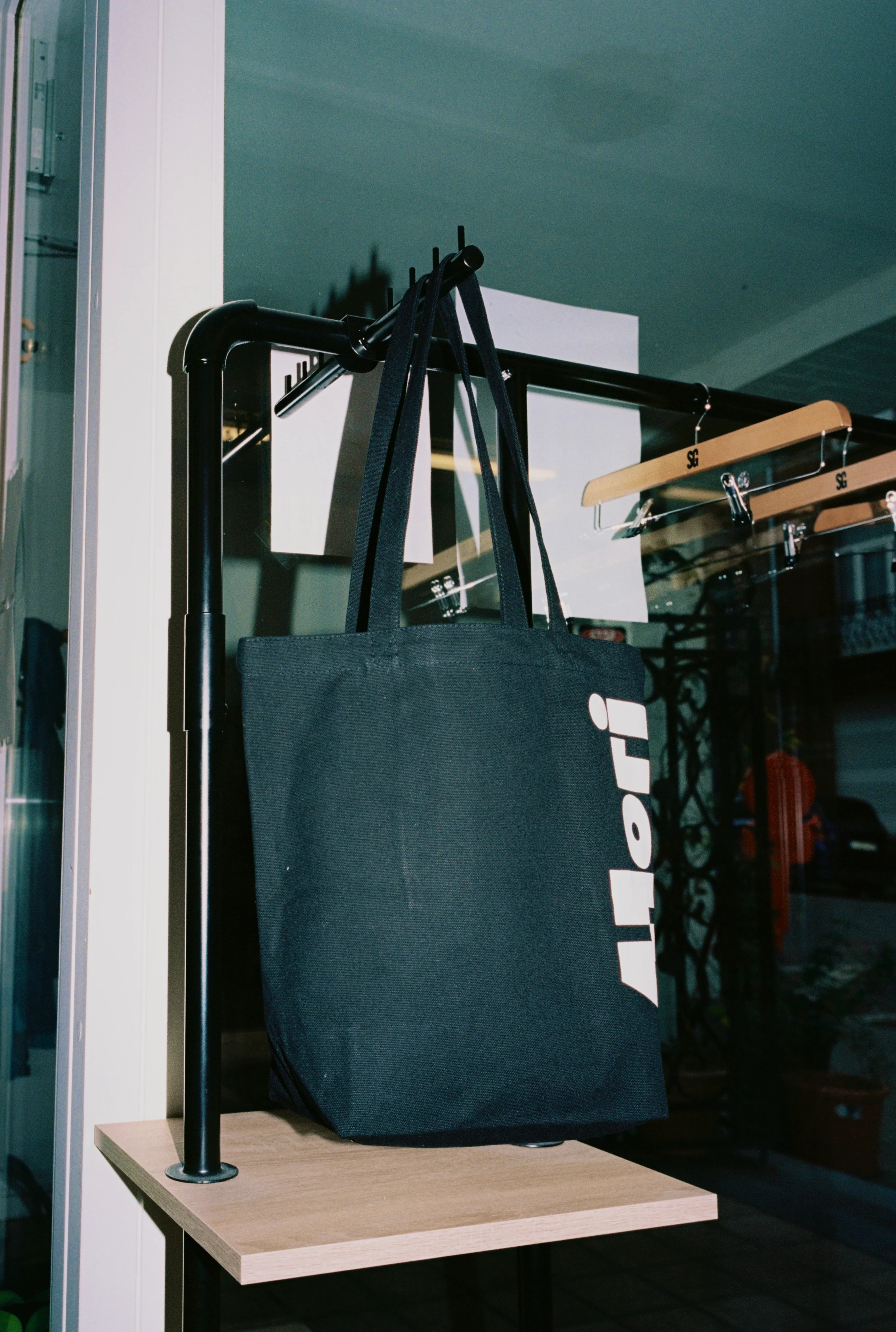 Sac fourre-tout Mori très résistant - Image 3